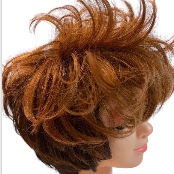 Wig “It’s a Wig”Short Pixie Fly Cut Blonde & Black Women - Picture 1 of 10